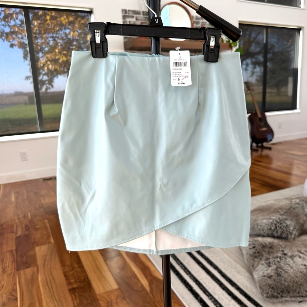 NWT! Windsor Faux Leather Mini Skirt